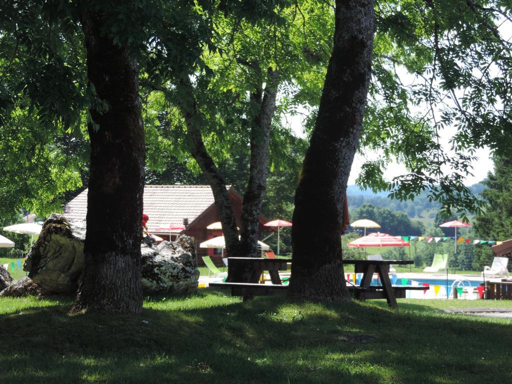 Hotel Le Grand Chalet Foncine-le-Haut Eksteriør bilde