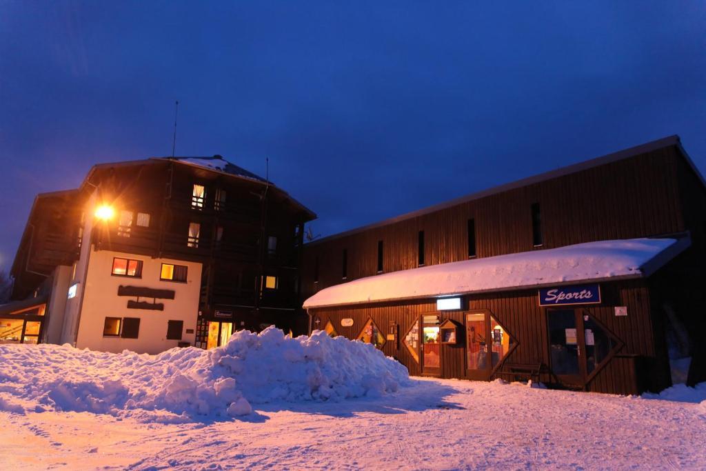 Hotel Le Grand Chalet Foncine-le-Haut Eksteriør bilde
